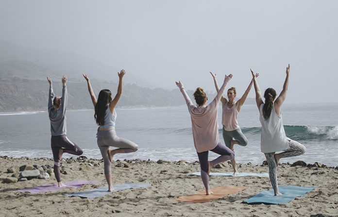 Retiros de yoga para la salud v001